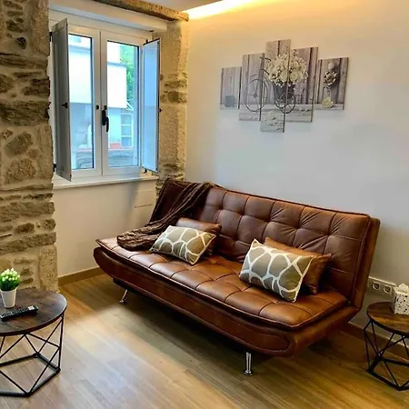 Bonito Apartamento En El Centro De Pontedeume. Apartment *